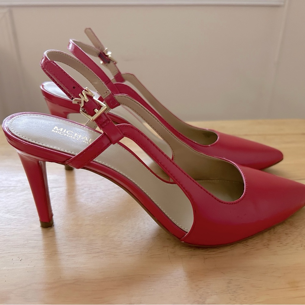 Red Michael Kors Alina Flex Sling-Back Pumps. Size 7.5.